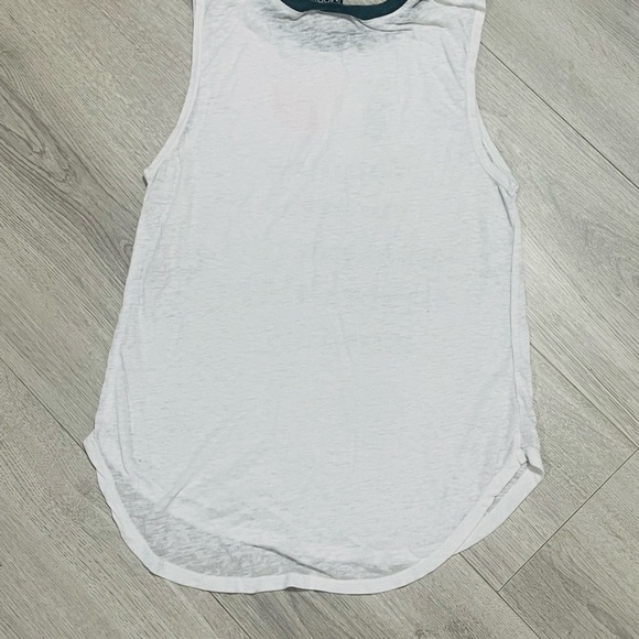 Graphic Tank Top with Sheer Material Sz Small - Picture 7 of 7